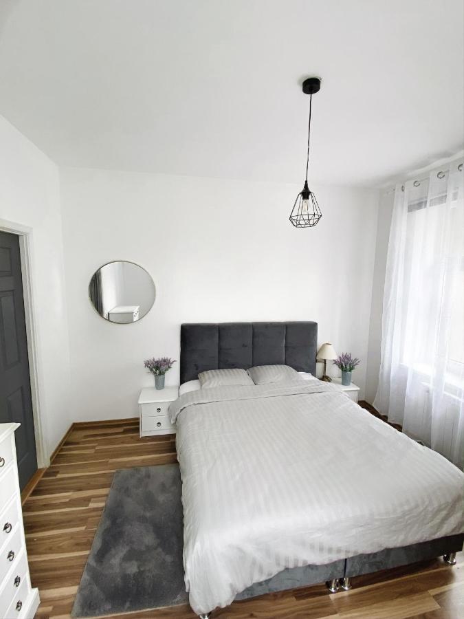 Luxurious 68M2 2Br 3-Room River View Apt In The Heart Of Pärnu Exterior foto
